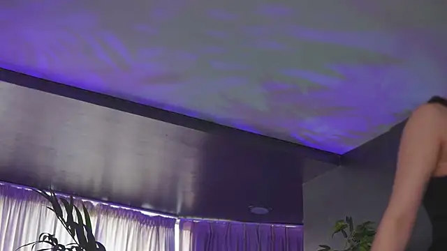 HotBustyBabeX webcam