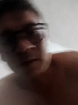 mrsecretsuit - MrSecretSuit's free webcam - UK Sex Cams