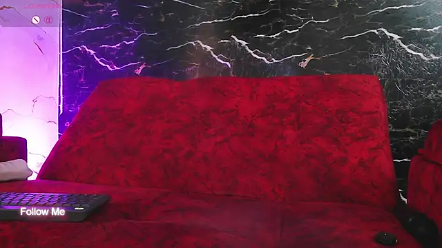 crislingery_dolli webcam