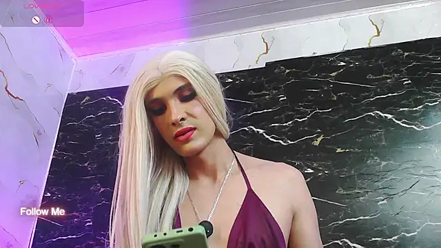 crislingery_dolli webcam