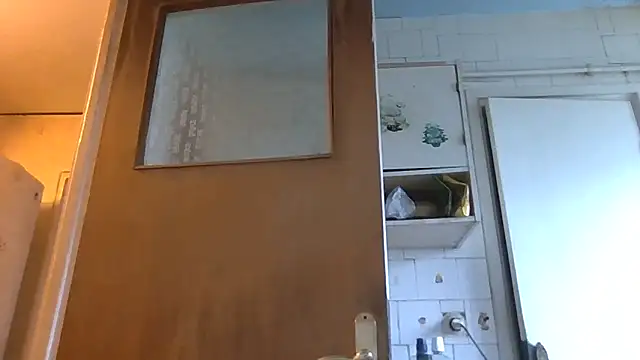 mariusica1@xh webcam