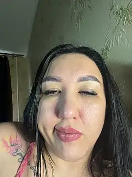 Naughtbaby_2025 webcam