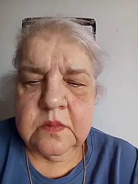 HapinessLovee webcam