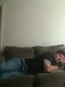 yourMasterisBored webcam