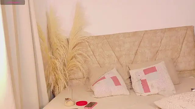 victoria_withmore - Victoria_withmore's free webcam - UK Sex Cams