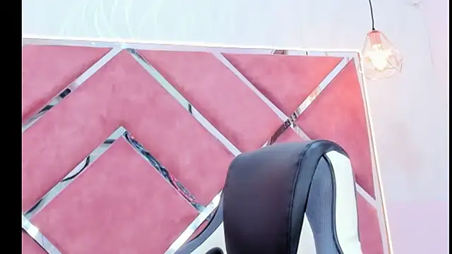 Kimmiebellarie webcam