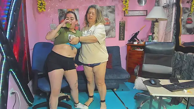 lesbiancuple webcam