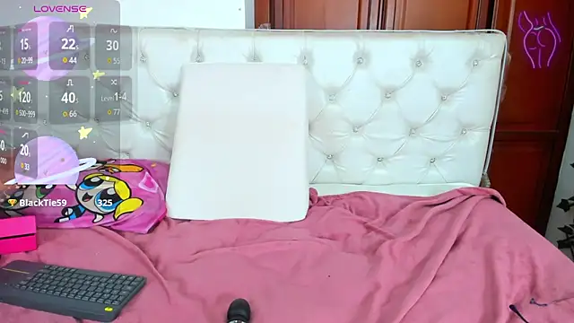 Andrea_Williams24 webcam