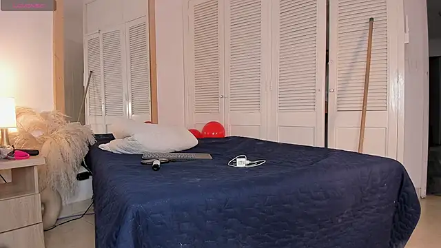 ALICESANDOVAL webcam