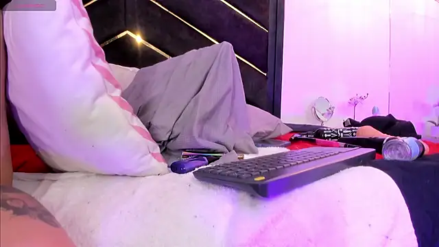 april_jones05 webcam