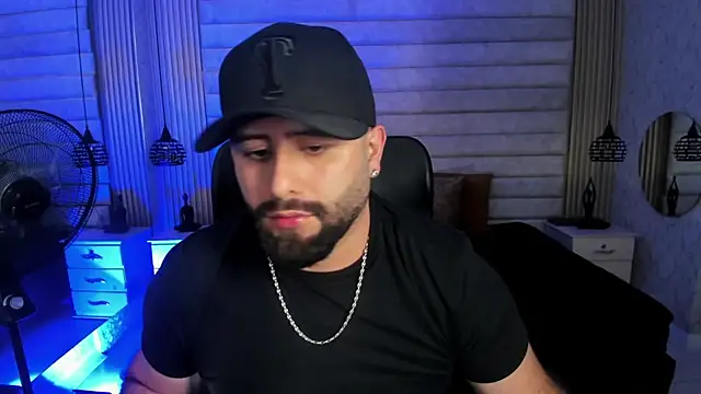 jhon_bear03 (M young) - worship your king until he cum