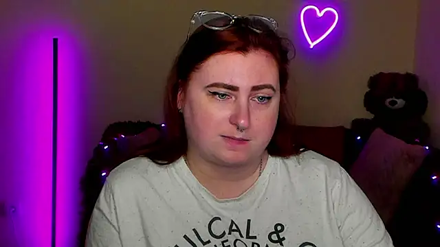 Alicia_love00 webcam