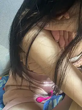 Mina048 webcam