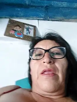 Webcam Model (clarita_01)  is live.Free join now!