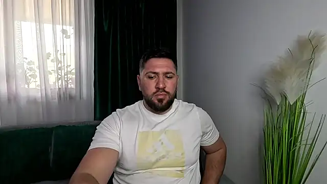 gold_alpha_boy - Gold_Alpha_Boy's free webcam - UK Sex Cams