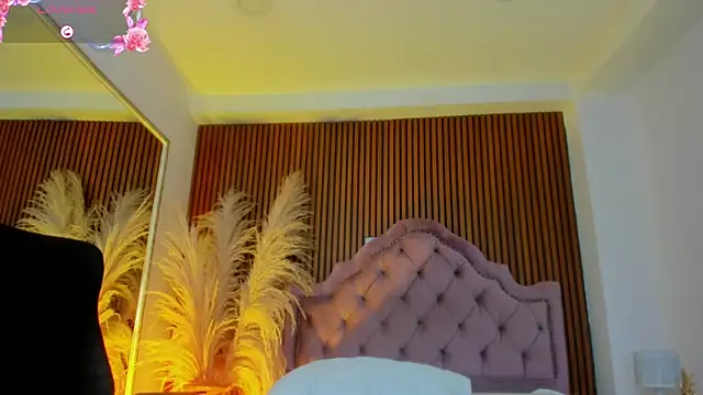 violett_hott_ - Violett_hott_'s free webcam - UK Sex Cams