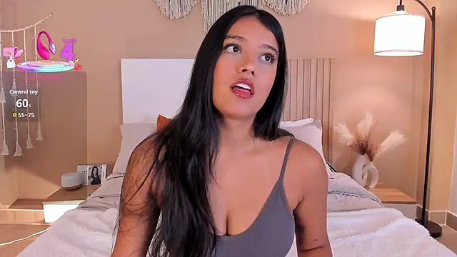 Camila_Bustamante webcam