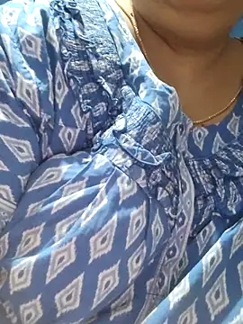 tamilthanushri - Tamilthanushri's free webcam - UK Sex Cams