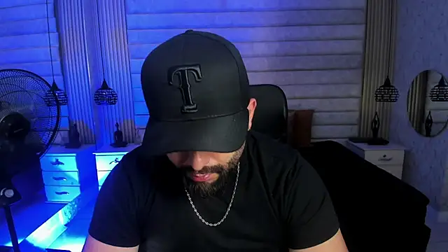 jhon_bear03 (M young) - worship your king until he cum