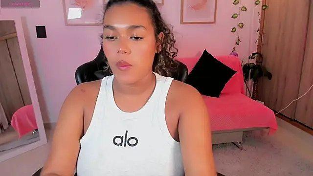 aleja_montiel__ webcam