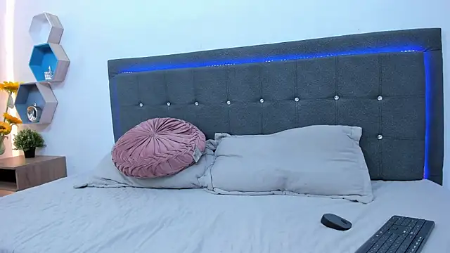 NatashaDiamond webcam stripchat model stream image