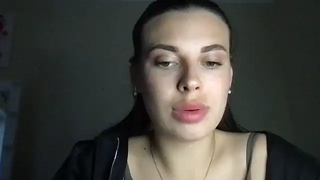 MoonriseGoddess webcam