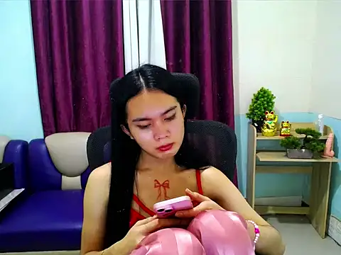 devine_goddess webcam