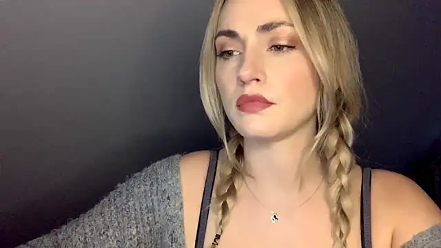 ScarlettSensitive webcam