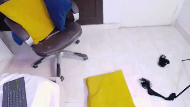 DestiinyBlack webcam