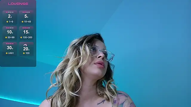 BluEyesKate webcam