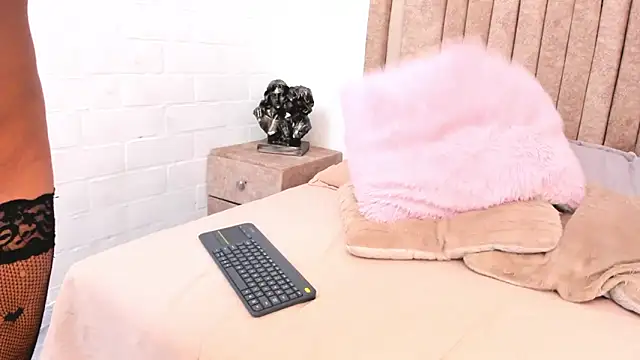 samantha_stan webcam