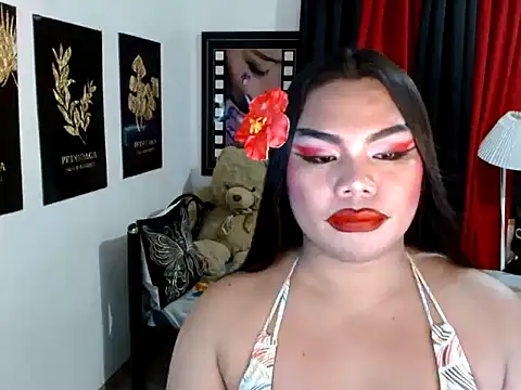 TSbrianaHugeCock webcam