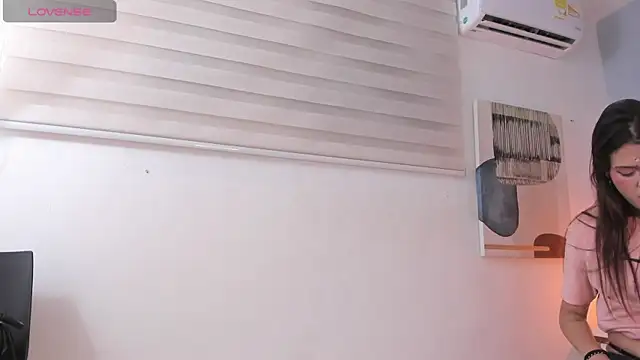 MarianaScott_ webcam