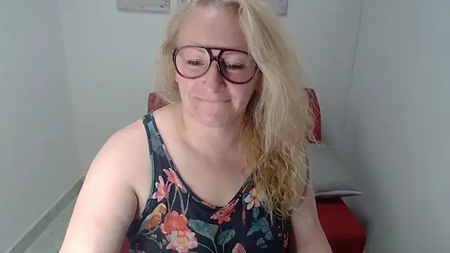 emperabigbootybigass webcam