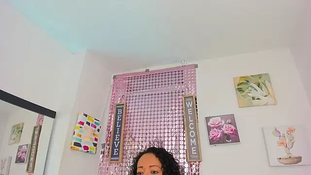 AnaDalila_Latina webcam