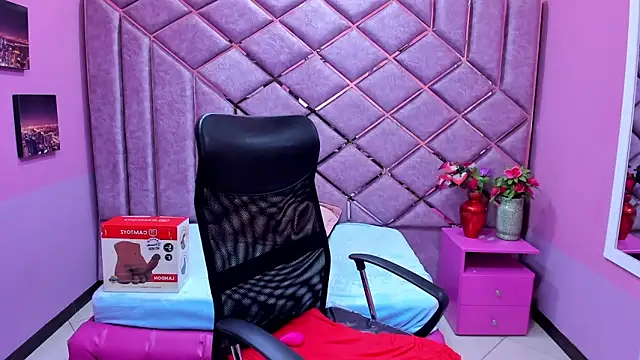 sarah_sweett_ webcam