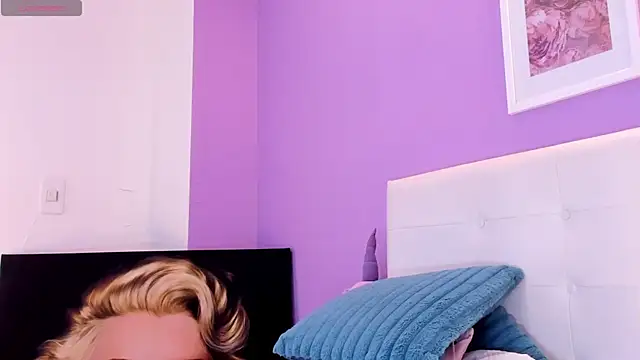 Charlotte11-11 webcam