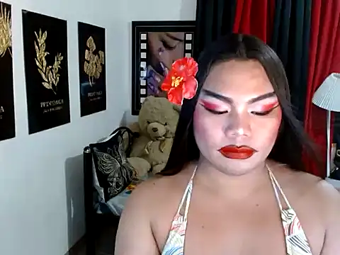 TSbrianaHugeCock webcam