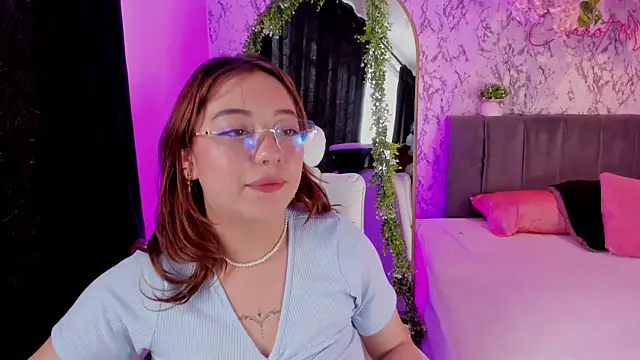 livesex free Sakura Lux