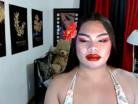 TSbrianaHugeCock webcam