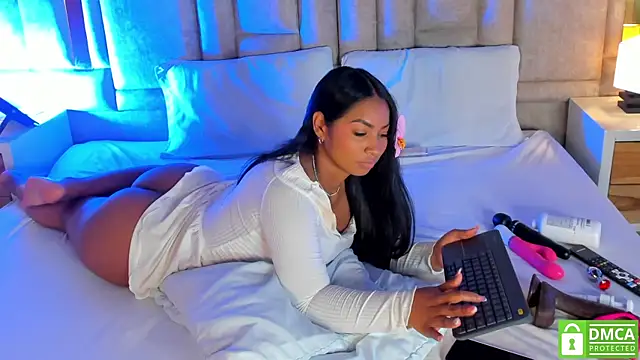 Miss_Abigail_ webcam