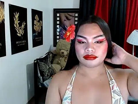 TSbrianaHugeCock webcam