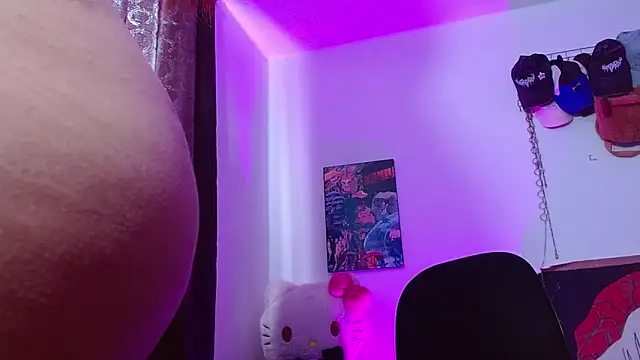 kittymiauu444 webcam