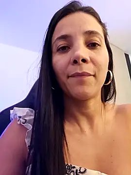 Webcam Model (miaeyex)  is live.Free join now!