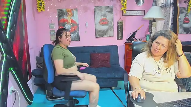 lesbiancuple webcam