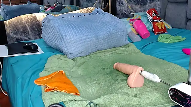 Couple_Gold69 webcam