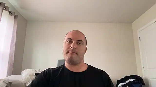 SluggishChase99 webcam