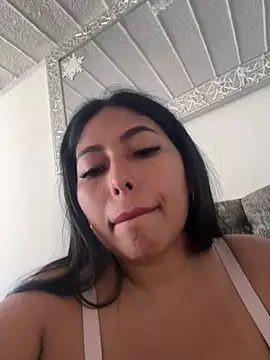 emmyjhonson07 webcam