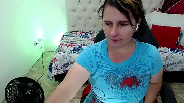 victoria_jones webcam