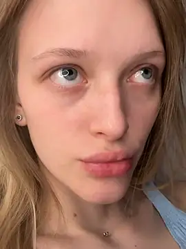 StarFrom_Hell webcam